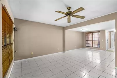 5864 SW 8th Place, Gainesville, FL 32607 - Photo 17