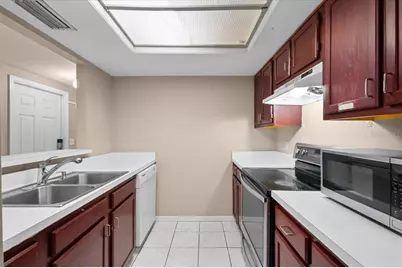 5864 SW 8th Place, Gainesville, FL 32607 - Photo 7