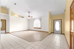 1090 NW 67th Pl, Ocala, FL 34475 - Photo 3