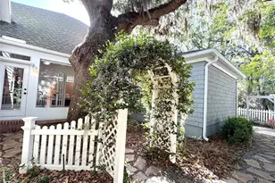 4317 NW 10th Pl, Gainesville, FL 32605 - Photo 23