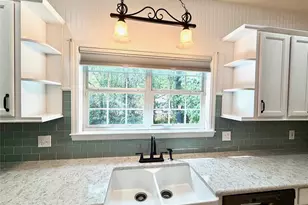 4317 NW 10th Pl, Gainesville, FL 32605 - Photo 5