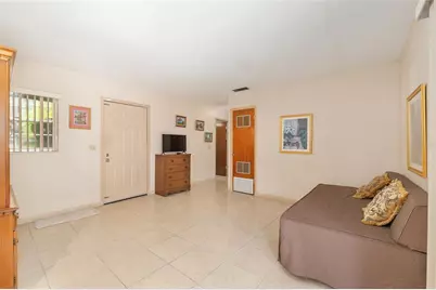 3411 NE 11th Terrace, Gainesville, FL 32609 - Photo 9