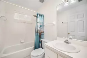 1047 NW 41st Dr, Gainesville, FL 32605 - Photo 13