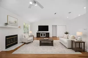 1047 NW 41st Dr, Gainesville, FL 32605 - Photo 5