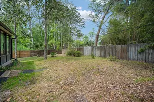 1047 NW 41st Dr, Gainesville, FL 32605 - Photo 31