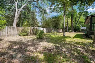 1047 NW 41st Dr, Gainesville, FL 32605 - Photo 25