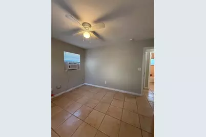 3801 SW 17th Place, Gainesville, FL 32607 - Photo 3