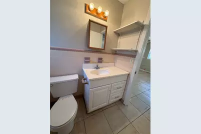 3801 SW 17th Place, Gainesville, FL 32607 - Photo 9