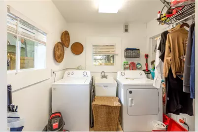 310 NW 8th Street, Gainesville, FL 32601 - Photo 21