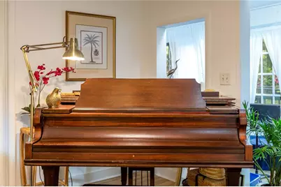 310 NW 8th Street, Gainesville, FL 32601 - Photo 15