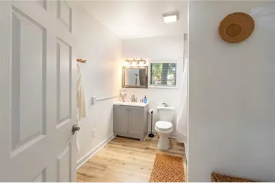 310 NW 8th Street, Gainesville, FL 32601 - Photo 7