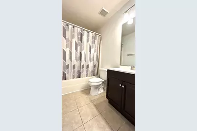 5855 SW 8th Place, Gainesville, FL 32607 - Photo 17