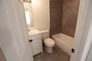 914 SW 8th Ave, Gainesville, FL 32601 - Photo 7