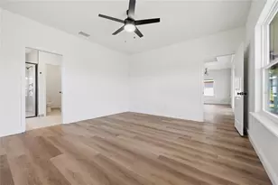 1049 SW 67th Way, Gainesville, FL 32607 - Photo 11