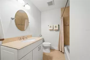 2138 NW 30th Pl, Gainesville, FL 32605 - Photo 23