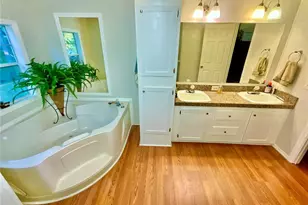 129 Crystal Lake Dr, Melrose, FL 32666 - Photo 19