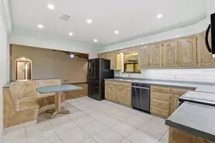 21840 NW 218th Terrace, High Springs, FL 32643 - Photo 15