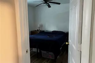 208 NE 18th St, Gainesville, FL 32641 - Photo 5