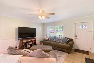 228 SE Oak Hill St, Lake City, FL 32025 - Photo 9