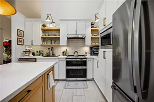 5027 SW 9th Ln, Gainesville, FL 32607 - Photo 11