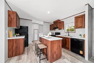 6951 NE 104th Ct, Bronson, FL 32621 - Photo 7