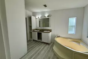 21471 NW 172nd Rd, High Springs, FL 32643 - Photo 13