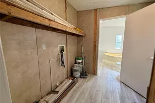 21471 NW 172nd Rd, High Springs, FL 32643 - Photo 17