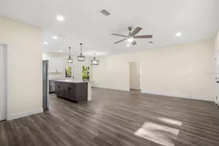 332 SE 3rd Ave, Melrose, FL 32666 - Photo 17