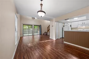 5701 SW 10th Pl, Gainesville, FL 32607 - Photo 5