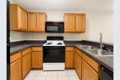 81 SE 16th Avenue #D101, Gainesville, FL 32601 - Photo 9