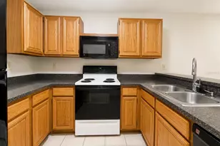 81 SE 16th Ave, Gainesville, FL 32601 - Photo 9