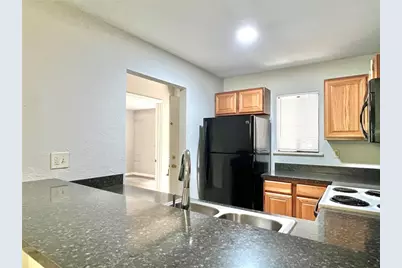 81 SE 16th Avenue #D101, Gainesville, FL 32601 - Photo 13