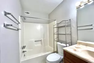 81 SE 16th Ave, Gainesville, FL 32601 - Photo 15