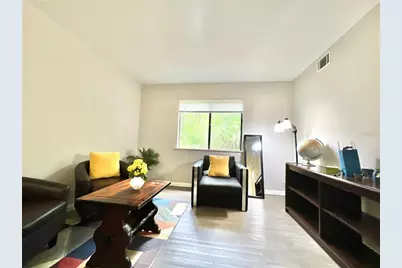 81 SE 16th Avenue #D101, Gainesville, FL 32601 - Photo 7