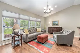 2725 NW 38th St, Gainesville, FL 32605 - Photo 5