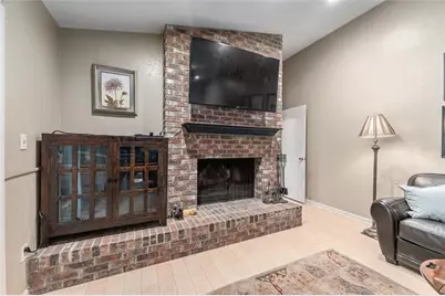 2725 NW 38th Street, Gainesville, FL 32605 - Photo 15