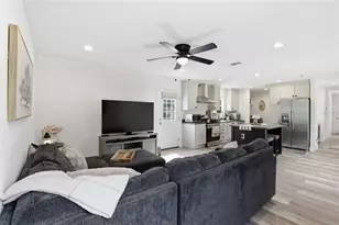 11731 NE 106th Ct, Archer, FL 32618 - Photo 13