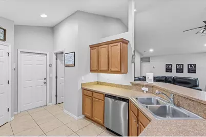 934 NW 255th Way, Newberry, FL 32669 - Photo 11