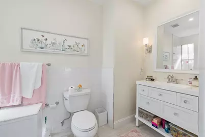 621 SW 10th Street #201, Gainesville, FL 32601 - Photo 23