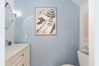 621 SW 10th Street #201, Gainesville, FL 32601 - Photo 17