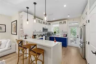 621 SW 10th St, Gainesville, FL 32601 - Photo 13