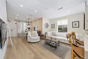 621 SW 10th St, Gainesville, FL 32601 - Photo 5