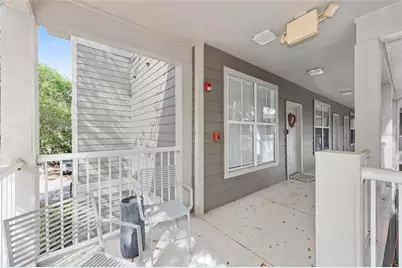 621 SW 10th Street #201, Gainesville, FL 32601 - Photo 3