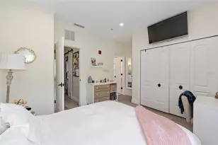 621 SW 10th St, Gainesville, FL 32601 - Photo 27