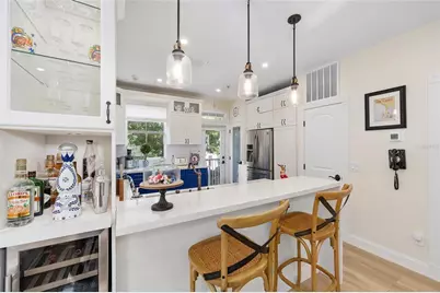 621 SW 10th Street #201, Gainesville, FL 32601 - Photo 11