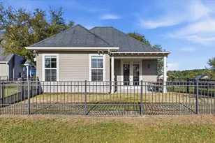 10401 NW 153rd Terrace, Alachua, FL 32615 - Photo 5