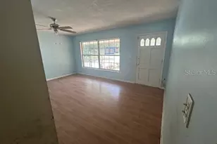 23 NE 6th St, Chiefland, FL 32626 - Photo 11