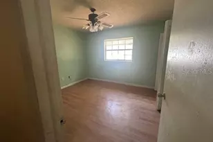 23 NE 6th St, Chiefland, FL 32626 - Photo 9