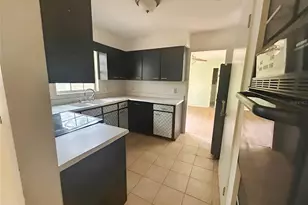 23 NE 6th St, Chiefland, FL 32626 - Photo 3