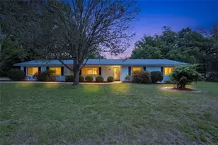 2921 NW 30th Ter, Gainesville, FL 32605 - Photo 9